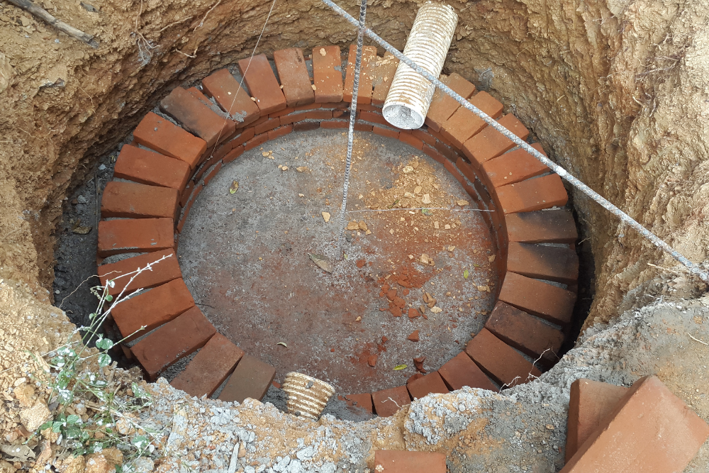 CONSTRUCCIÓN DE POZO